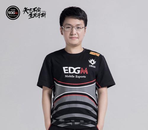 阿泰全装备攻略（掌握关键装备，打造最强阿泰，走上巅峰之路）